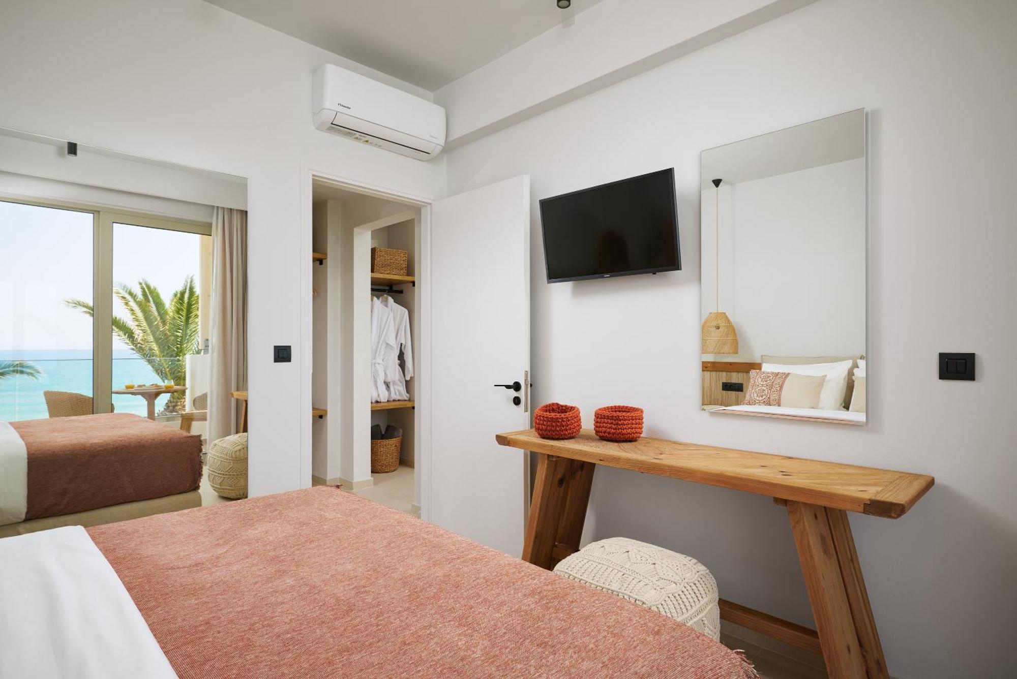 Aparthotel Artemis Makrýgialos Zewnętrze zdjęcie